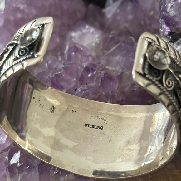 Pink conch mediterranean coral southwestern Sterling silver cuff - Picture 12 of 16